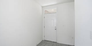 Beautiful 3 bedroom home Gallery 5