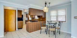3 bedroom, 2 bath Ranch -AVAILABLE AUGUST Gallery 21