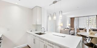 15 Morris Avenue Gallery 7