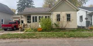 2 Bed 1 Bath Single Family Home in Merrill Gallery 1