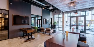 Student Housing - Yugo Urbana Illinois Gallery 6