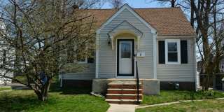 13 MASSACHUSETTS Avenue Gallery 1