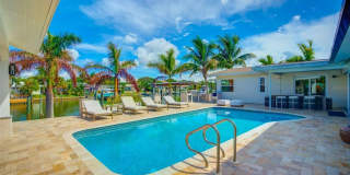 807 SNUG Island Gallery 32