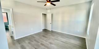 STUDENT HOUSING OPPORTUNITY - Bright and Updated 2 Bedroom 1.5 Bath House in Oakland Gallery 13
