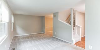 5335 LAKE COVE Court Gallery 4
