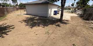 Remodeled 3-bedroom, 2-bath home near Ming Ave/ S. H St Gallery 34
