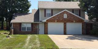 Lovely 3 bedroom duplex Gallery 1