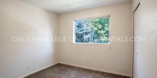 1214 W 1380 N Gallery 14