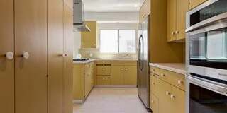 119 North Almont Drive Gallery 1