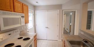 Large 4 bedroom Duplex Gallery 10