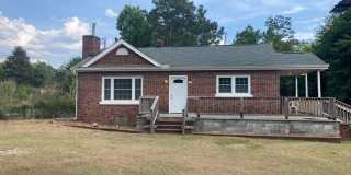 2 Bed, 1 Bath House Gallery 1