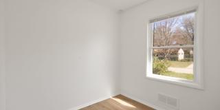 Spacious Single Family Home - 4 BD/2 BA Gallery 16