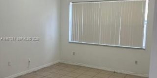 1974 NE 3rd Ct Gallery 7