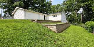 Charming 4BR House in Florissant Gallery 30