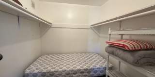 Furnished cozy 1 bedroom Duplex! Gallery 15