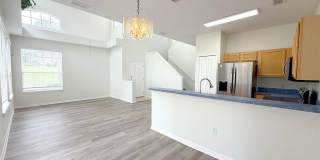 203 MADISON Circle Gallery 11