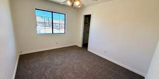 Updated 3 Bedroom, 2 Bathroom Home in Central Kingman – Across from the Mohave County Fairgrounds! Gallery 25