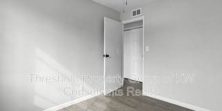 61 North 21st Street Gallery 14
