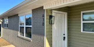 Minutes from Downtown Rogers – 2 Bed Apartment for Rent Gallery 1