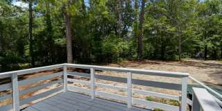 Charming 2 Bedroom Home, close to USC & located on a Large Lot! Gallery 27