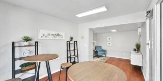 Park Capitol Gallery 18