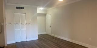 160 SW 117th Ter Gallery 9