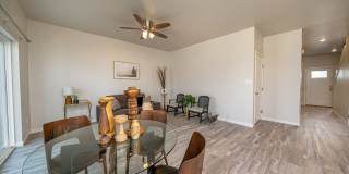 450 West Kennedy Avenue Gallery 9