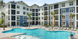 Aventon Noelle Aventon Noelle Gallery 2