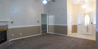 3 BR 2 BA Hunters Creek Gallery 18