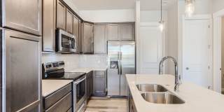 Beautiful 3 Bed 2.5 Bath Townhome with 2 Car Garage in Longmont Beautiful 3 Bed 2.5 Bath Townhome with 2 Car Garage in Longmont Gallery 10
