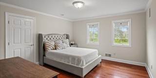 12 WINDERMERE WAY Gallery 29