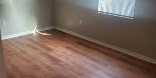 Sevierville - 2 bedroom, 1 bath apartment - Call Linda Meese (865) 591-6004 Gallery 1