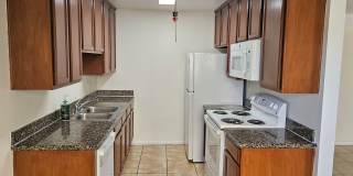 Remodeled 2bed 1.5 bath Ground level Gallery 9