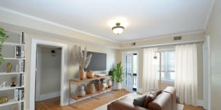 Lindsay 414 Gallery 1