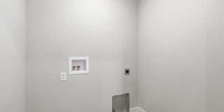 2175 W Parkview Avenue Gallery 29