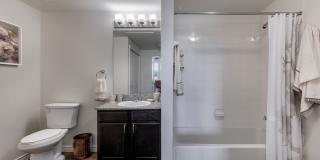 Aviva Fort Worth - 55+ Apartment Homes Gallery 16