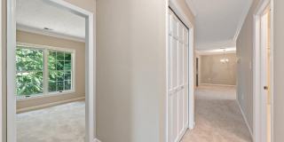 7254 GLEN HOLLOW CT #54/3 Gallery 32