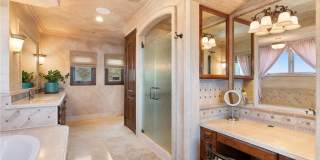 4 Le Conte Gallery 26