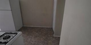 17 Orient Avenue Gallery 1