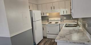 17701 PARK Boulevard Gallery 6