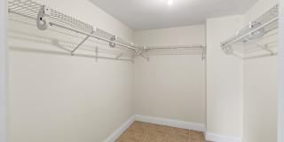 351 Club Circle Gallery 37