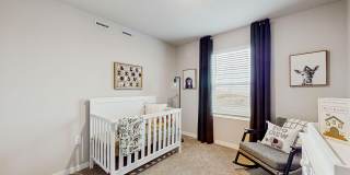 600 W 39th Place Gallery 12