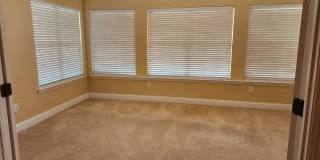 402 Nandina Court Gallery 4