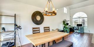 FULLY FURNISHED W/OASIS POOL AVAIL. 8.15.2026 $3400 RESERVE TODAY Gallery 14