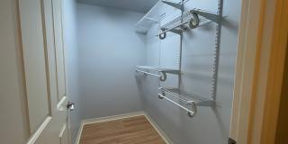 5 bedroom home with attached 3 car garage in Winchester Gallery 47