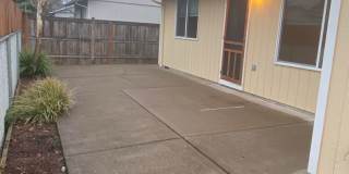 Comfortable 3 Bedroom Home in Hickory Hills Gallery 21