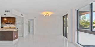 9800 W Bay Harbor Dr Gallery 18