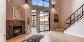 4580 Broadway Street Gallery 1