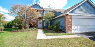 385 SANDHURST Circle Gallery 1