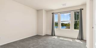 Silver Lake Townhome with Two Ensuite Bedrooms Gallery 14